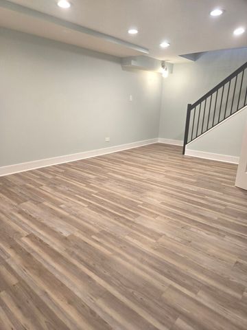 360 Inverrary Lane, Deerfield, IL 60015