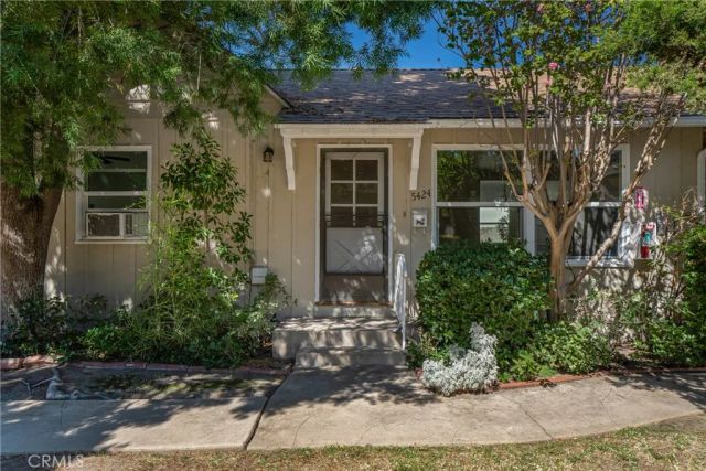 5424 Kester Avenue, Van Nuys, CA 91411