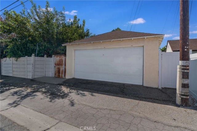 5424 Kester Avenue, Van Nuys, CA 91411