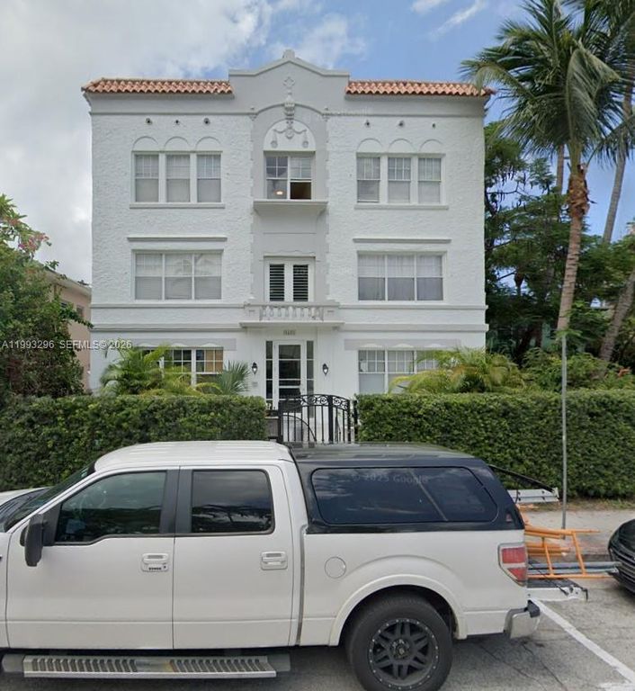 1611 Michigan Ave 10, Miami Beach, FL 33139