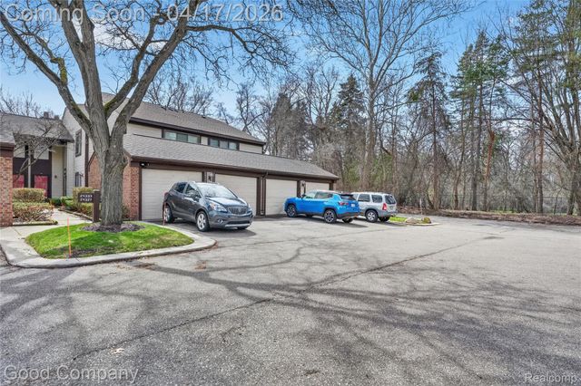24339 Evergreen Road, Southfield, MI 48075