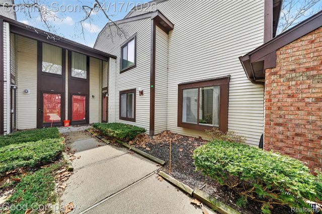 24339 Evergreen Road, Southfield, MI 48075