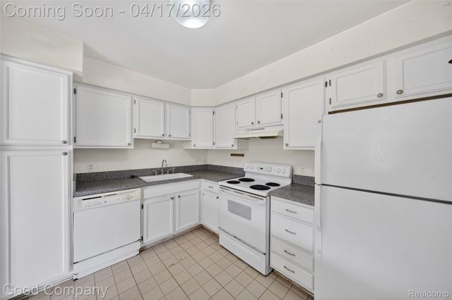 24339 Evergreen Road, Southfield, MI 48075
