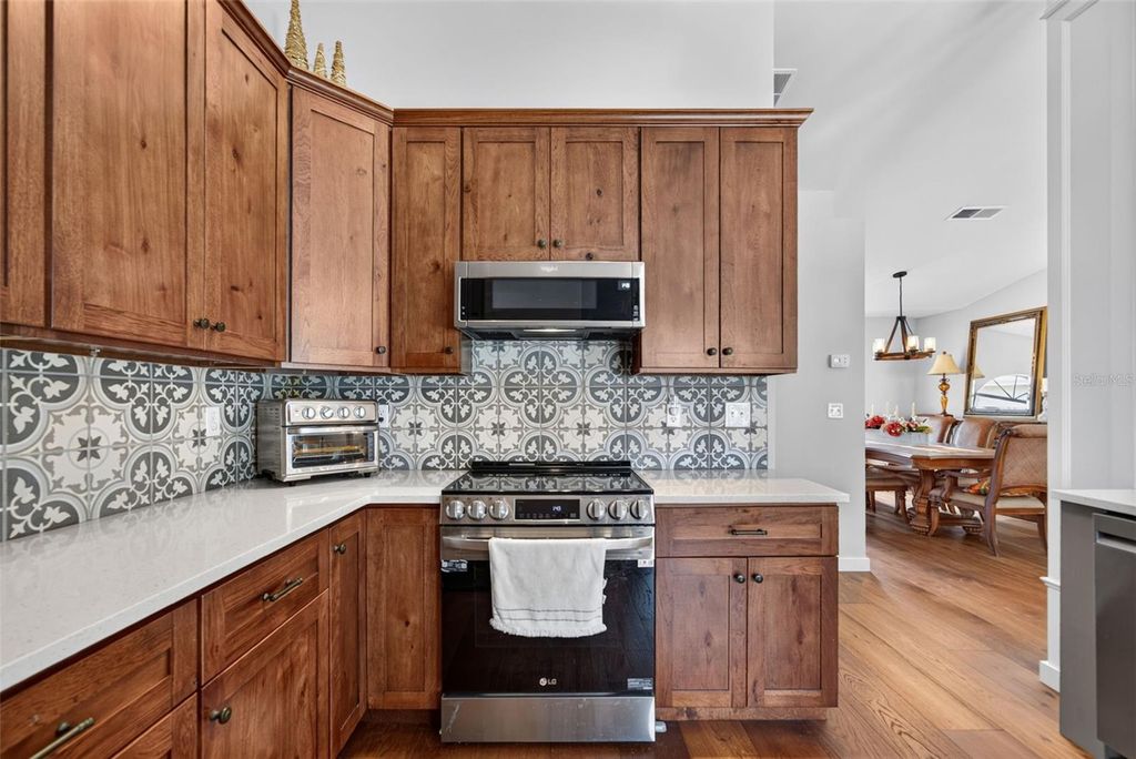 Image 18 of property listing at 5924 JAVA PLUM LANE, Bradenton, FL 34203