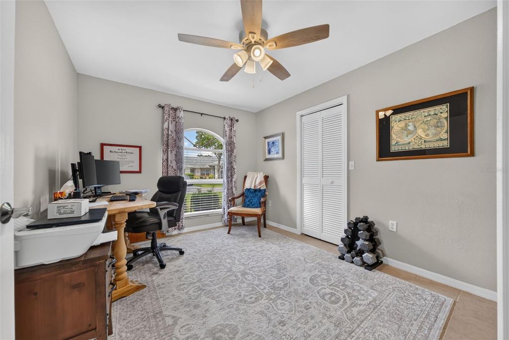 Image 38 of property listing at 5924 JAVA PLUM LANE, Bradenton, FL 34203