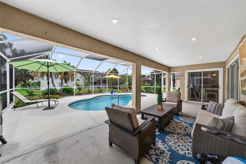 Image 44 of property listing at 5924 JAVA PLUM LANE, Bradenton, FL 34203