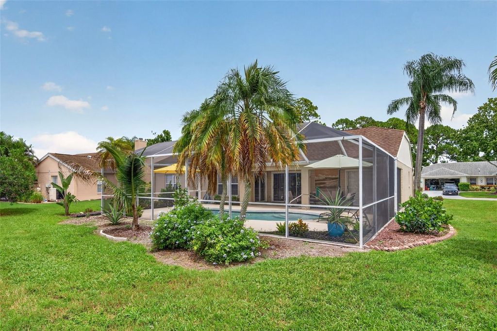 Image 55 of property listing at 5924 JAVA PLUM LANE, Bradenton, FL 34203