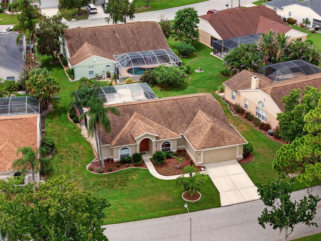 Image 57 of property listing at 5924 JAVA PLUM LANE, Bradenton, FL 34203