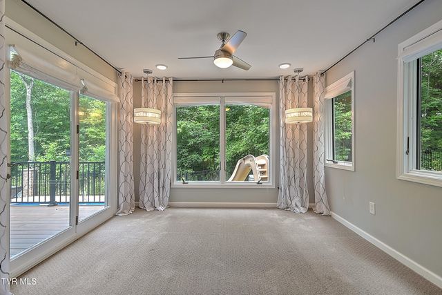 118 Melinda Lane, Johnson City, TN 37604