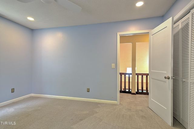 118 Melinda Lane, Johnson City, TN 37604