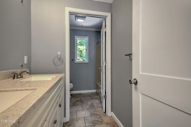 118 Melinda Lane, Johnson City, TN 37604