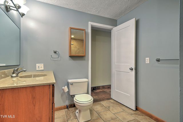 118 Melinda Lane, Johnson City, TN 37604