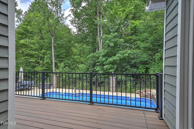118 Melinda Lane, Johnson City, TN 37604