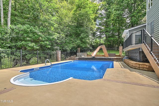 118 Melinda Lane, Johnson City, TN 37604