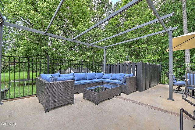 118 Melinda Lane, Johnson City, TN 37604