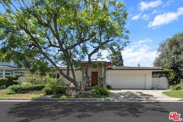 2529 Pesquera Drive, Los Angeles, CA 90049