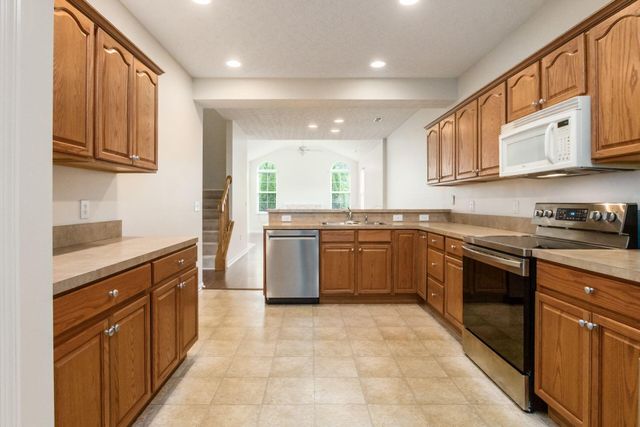 4111 Aumbrey Court, 35, New Albany, OH 43054