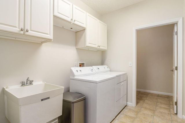 4111 Aumbrey Court, 35, New Albany, OH 43054