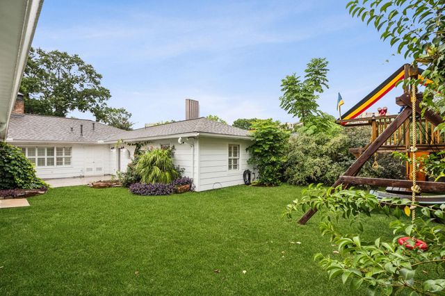 5659 Chevy Chase Drive, Houston, TX 77056