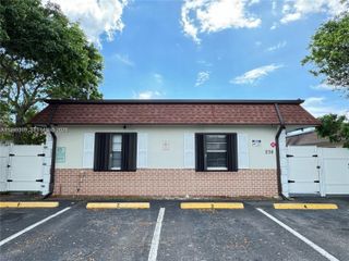 236 SE 9th Ave 1, Pompano Beach, FL 33060