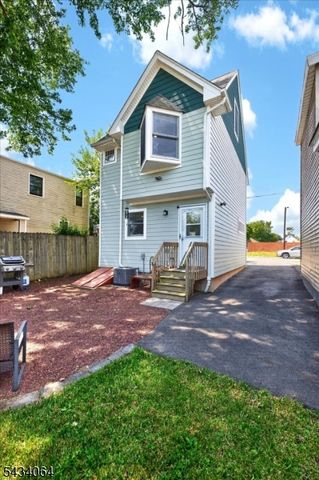 11 Franklin St, South Bound Brook Boro, NJ 08880