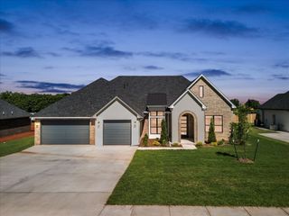 604 Venetian Avenue, Piedmont, OK 73078