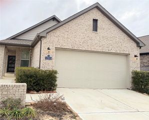 12915 Catfish River Court, Cypress, TX 77433