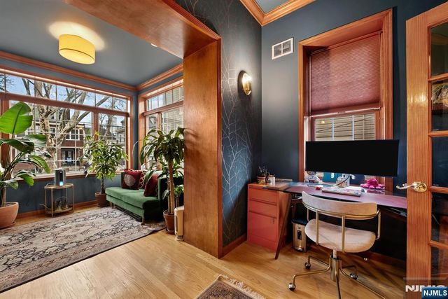 20 Reservoir Avenue, Jersey City, NJ 07307