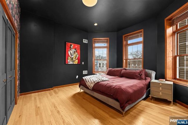 20 Reservoir Avenue, Jersey City, NJ 07307