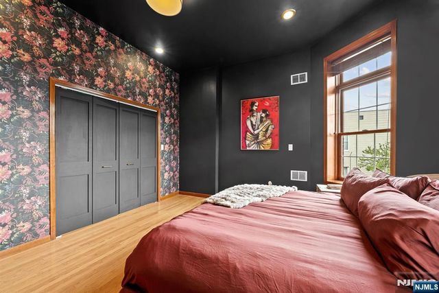 20 Reservoir Avenue, Jersey City, NJ 07307