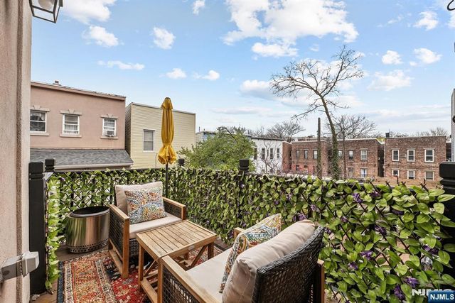 20 Reservoir Avenue, Jersey City, NJ 07307