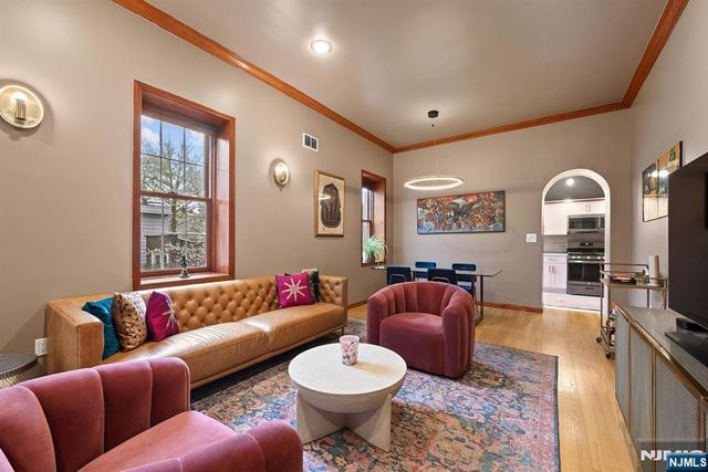 20 Reservoir Avenue, Jersey City, NJ 07307