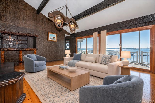 73 Kensington Oval, New Rochelle, NY 10805