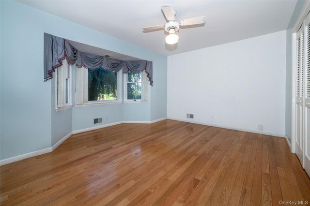 73 Kensington Oval, New Rochelle, NY 10805