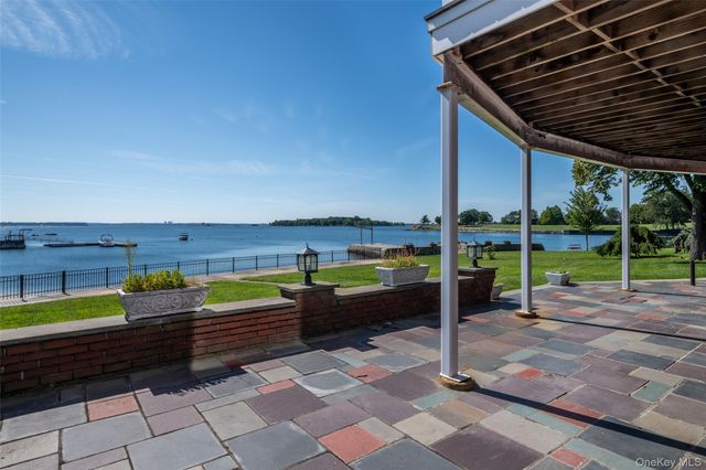 73 Kensington Oval, New Rochelle, NY 10805