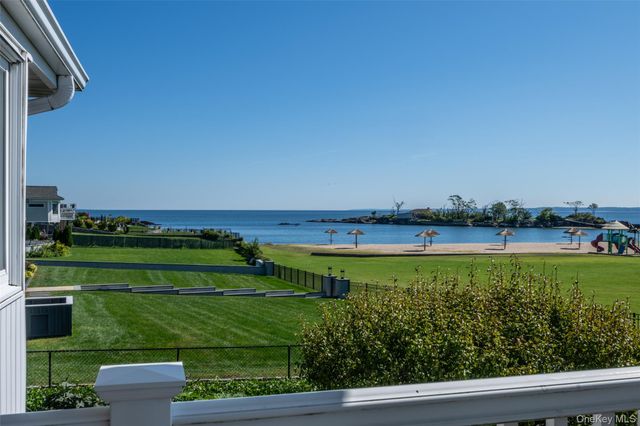 73 Kensington Oval, New Rochelle, NY 10805