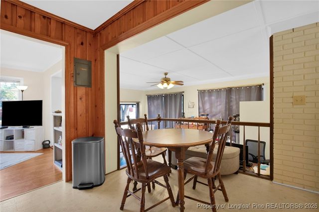 125 W Palmer Street, Raeford, NC 28376