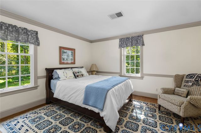 9301 Walhala Pt, North Chesterfield, VA 23236