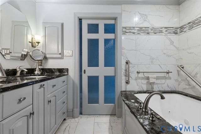 9301 Walhala Pt, North Chesterfield, VA 23236