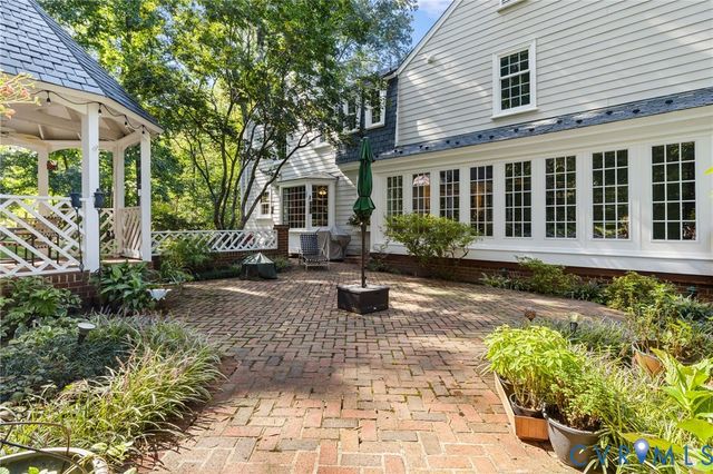 9301 Walhala Pt, North Chesterfield, VA 23236