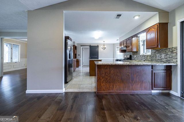 309 Picketts Crossing, Acworth, GA 30101