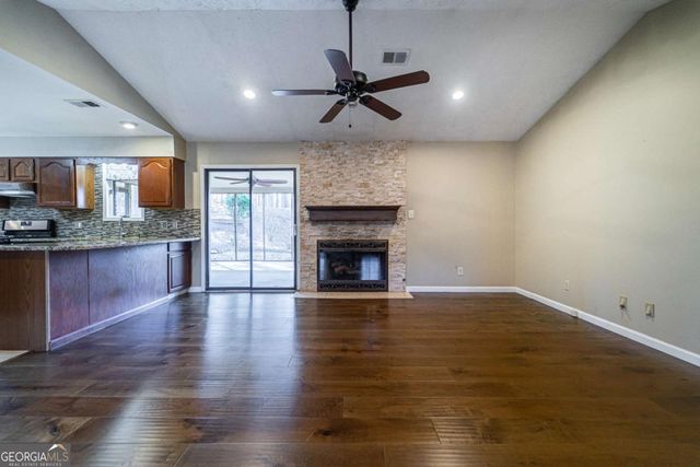 309 Picketts Crossing, Acworth, GA 30101