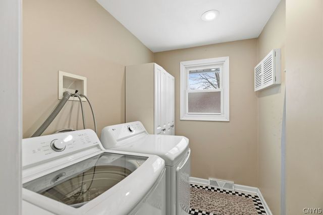 206 Haywood Road, Geddes, NY 13219