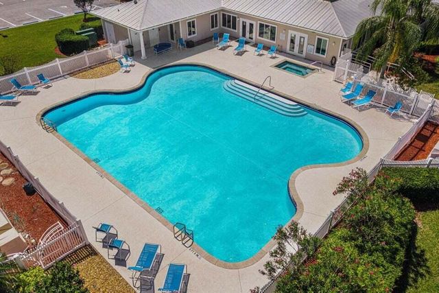 861 NE WHISTLING DUCK Way, Port St. Lucie, Port St Lucie, FL 34983