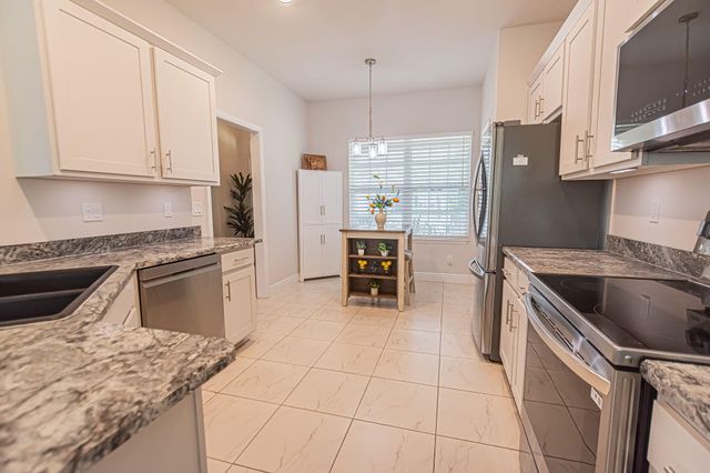 861 NE WHISTLING DUCK Way, Port St. Lucie, Port St Lucie, FL 34983