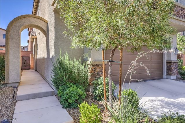 7497 Dequon Bay Court, Las Vegas, NV 89179