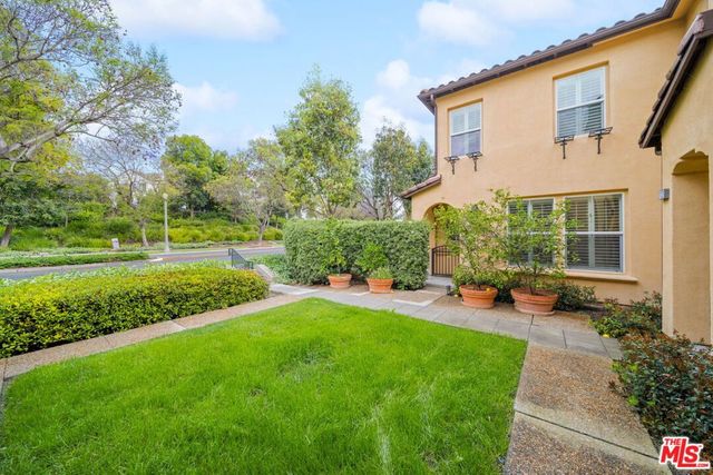 10 Aryshire Lane, Ladera Ranch, CA 92694