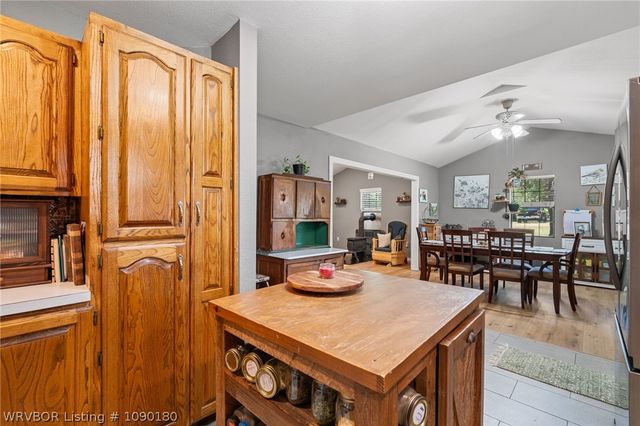 2306 Pevehouse Road, Van Buren, AR 72956