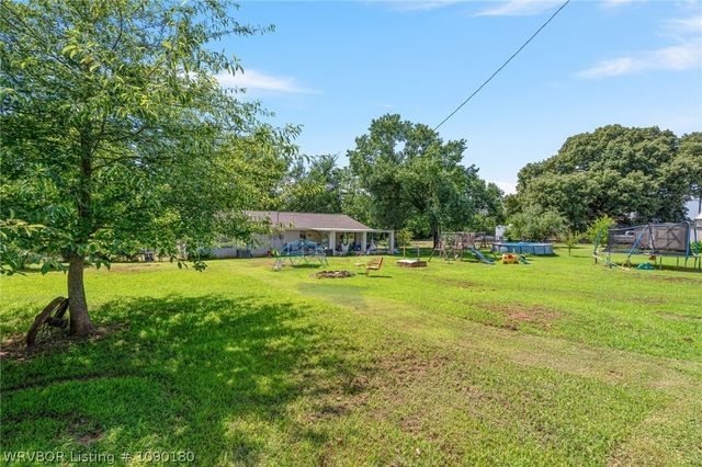 2306 Pevehouse Road, Van Buren, AR 72956