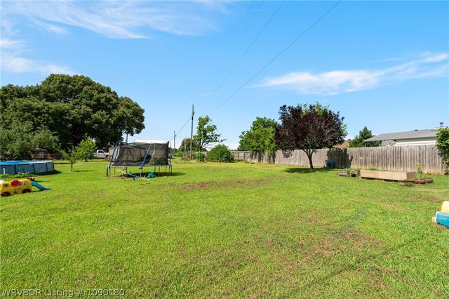 2306 Pevehouse Road, Van Buren, AR 72956